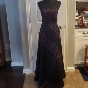 Like new Zum Zum prom dress size 7